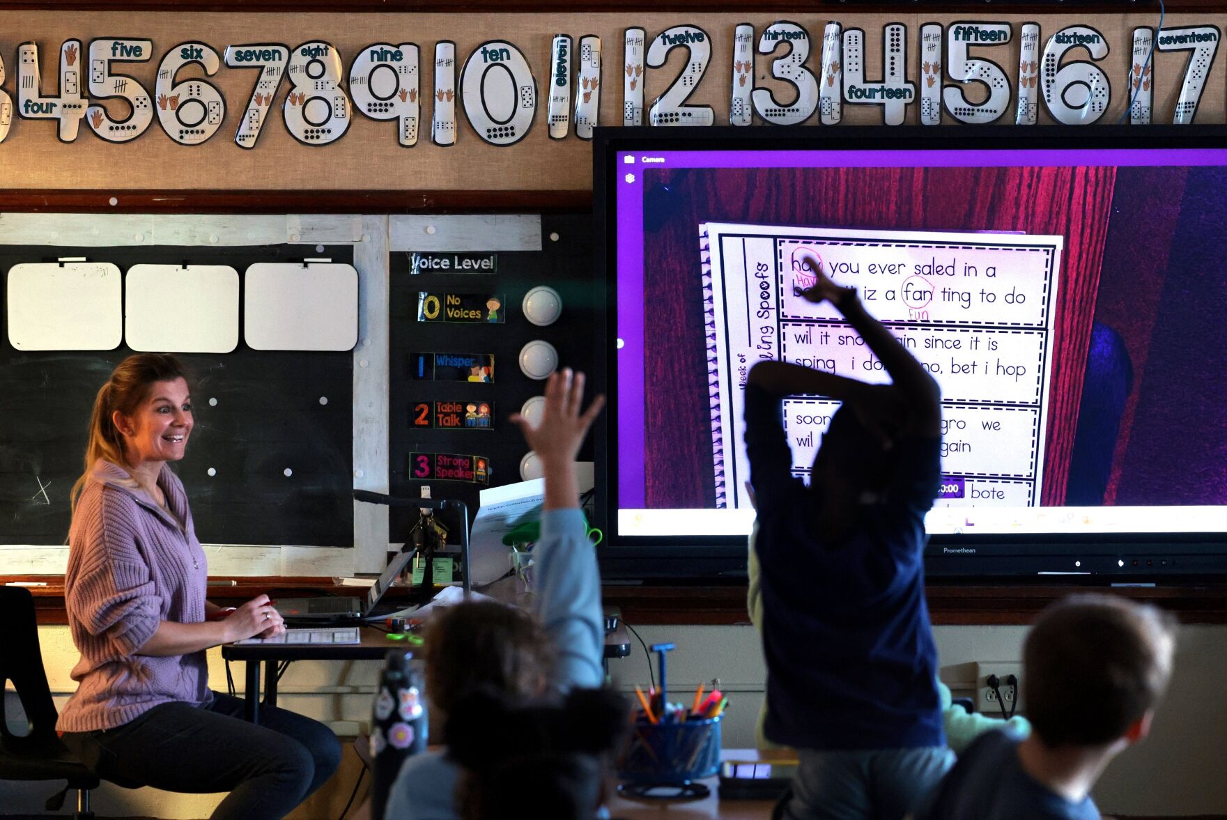 Big pay raises coming to 51黑料 Public Schools teachers